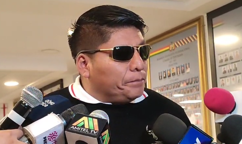Senador Leonardo Loza